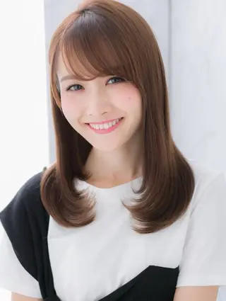 ミディアム LOREN    jiyugaoka所属・山本美月♥️艶カラー 🐻暖色カラーのヘアスタイル