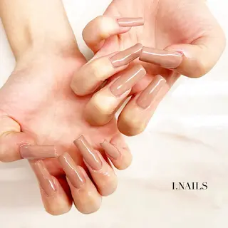 ネイル アイネイルズ所属・早川 梓のネイルデザイン