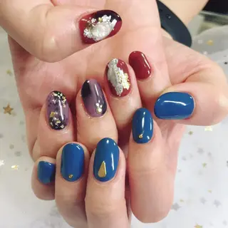 カラー ネイル Q Free nailsのネイルデザイン