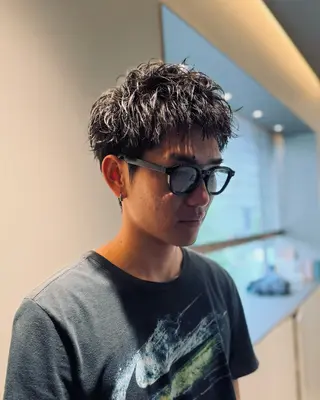 ショート パーマ メンズ スパイキーショート 大人パーマ 丸山のヘアスタイル