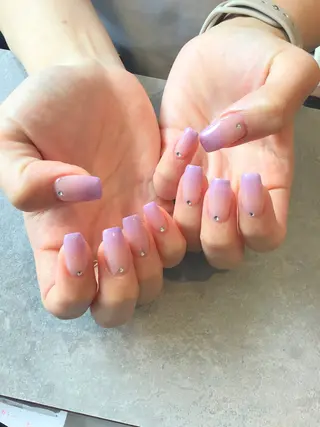 ネイル Nest 岩崎のネイルデザイン