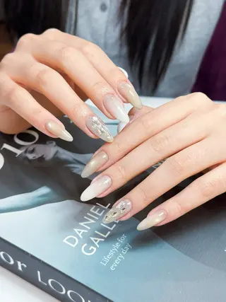 ネイル Hana✴︎ Labon Artのネイルデザイン