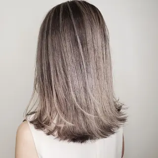 ミディアム カラー レイヤーカット/ ウルフカット/大橋 のヘアスタイル