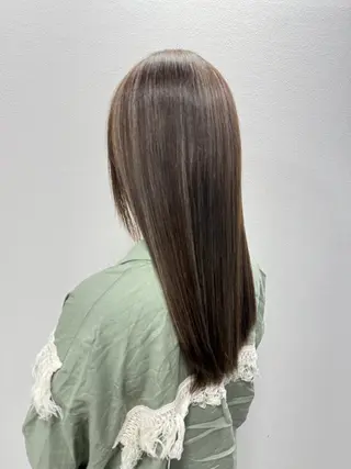 セミロング ✴︎ヒラガカナ✴︎ ECLAT HAIRのヘアスタイル