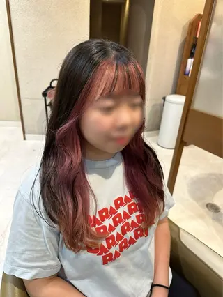 ロング ハイトーン/デザイン KURUMIのヘアスタイル