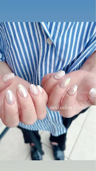 ネイル Lino𓂃⟡.· Chizuruのネイルデザイン