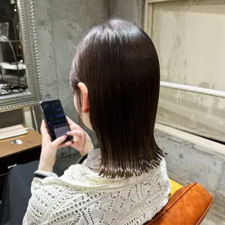 セミロング yelm所属・🫒オリーブカラー ミディアムレイヤー✨のヘアスタイル