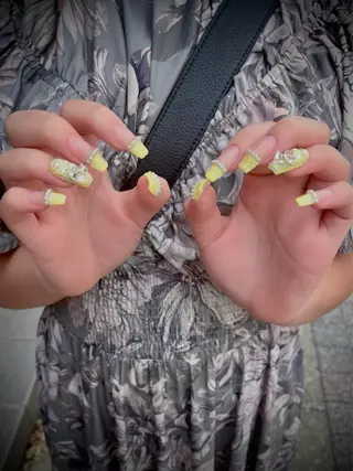 ネイル nine.🦋 YUKOのネイルデザイン