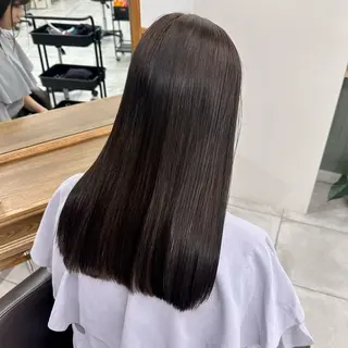 ミディアム カラー ブリーチなし/レイヤ ー特化🌈Tommyのヘアスタイル