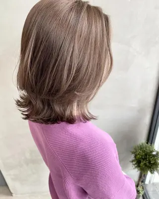 ミディアム カラー ヘアアレンジ ネイル マツエク・マツパ reverie【レヴリー】所属・夜23時まで予約🉑 reverieあきらのヘアスタイル