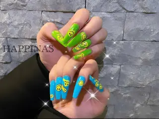 ネイル HAPPINAS COCONAのネイルデザイン