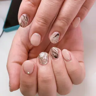 ネイル Lily Roseスタッフ一同のマツエク・マツパデザイン