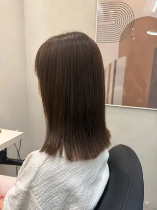 ミディアム カラー タケウチ サオリのヘアスタイル