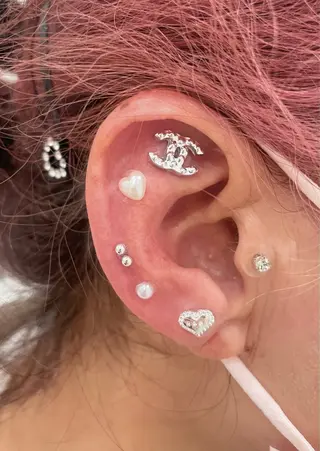 Kaula所属・Kaula ホワイトニング耳ツボのエステ・リラクイメージ