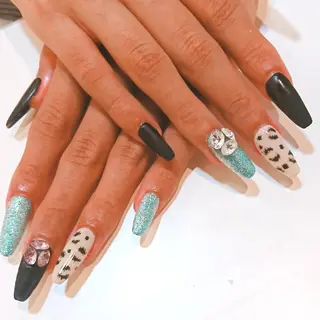 ロング カラー ネイル マツエク・マツパ Bianca TANAKAのネイルデザイン