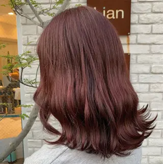 カラー ヤマダ サクラのヘアスタイル