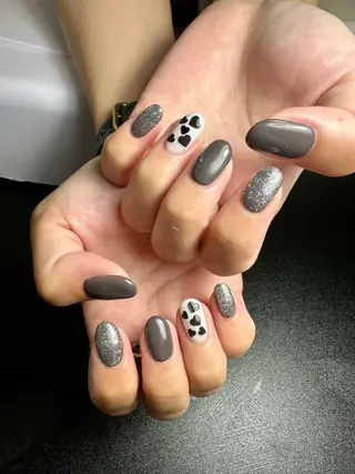 ネイル ATELIERHARLOW所属・nailist MOEのネイルデザイン