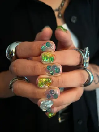 ネイル KUU所属・Sae ⭐️のネイルデザイン