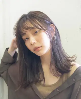 セミロング うる艶レイヤーカット hinakoのヘアスタイル