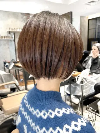 ショート カラー 💍新宿ショート 💍岩田莉奈のヘアスタイル