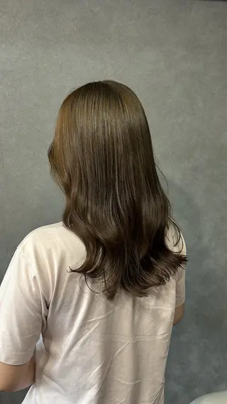 セミロング カラー chouette/ 根本優希のヘアスタイル