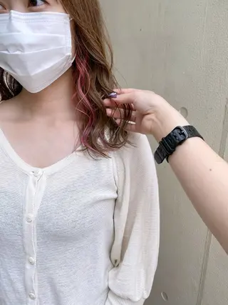 セミロング カラー 進 詩織のヘアスタイル