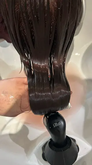 セミロング 縮毛矯正/ブリーチ 無しWカラーのヘアスタイル