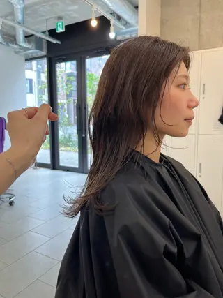 セミロング カラー NOUN所属・eri kinjoのヘアスタイル