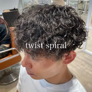 パーマ メンズ ブリーチデザインカラ ー/メンズ◎mariのヘアスタイル