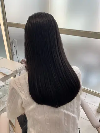 ロング 𝐑𝐞𝐨/透明感 𝐜𝐨𝐥𝐨𝐫のヘアスタイル