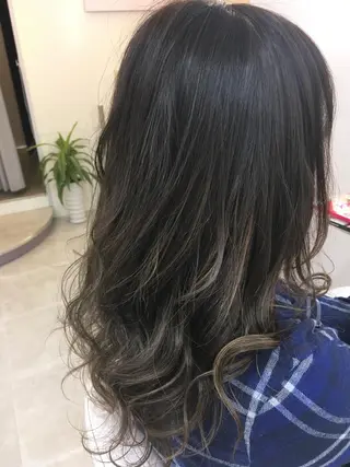 セミロング カラー 髪質改善 中川　翔のヘアスタイル