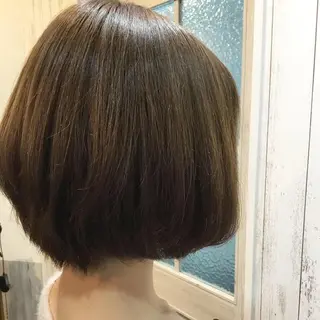 ショート カラー パーマ embrace エンブレイスのヘアスタイル