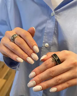 ネイル Nes.Nail所属・Miyagi Asamiのネイルデザイン