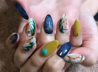 ネイル マルサンカクシカク所属・○△□ 守口市のネイルデザイン