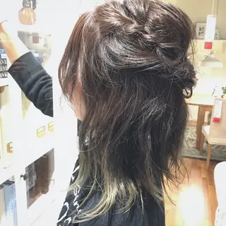 ミディアム カラー ヘアアレンジ GLAD 萩原のヘアスタイル
