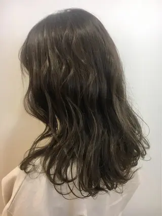 ミディアム カラー 永井 大希のヘアスタイル
