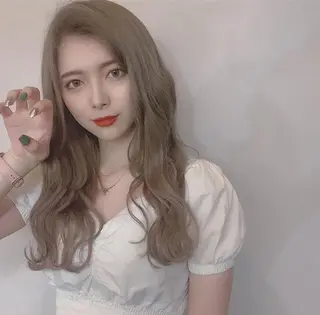 ロング 朝重 康希のヘアスタイル