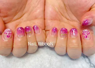 ネイル ネイルリボン 受付スタッフのネイルデザイン