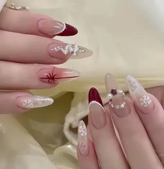 ネイル 高木 維麗絲のネイルデザイン