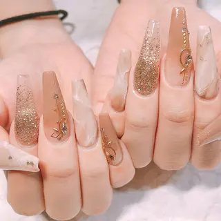 ネイル NailSalonMooN所属・Nail Salon MooNのネイルデザイン