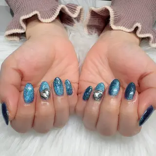 ネイル 小野澤 紗智のネイルデザイン