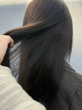 ミディアム カラー 佐伯 和佳のヘアスタイル