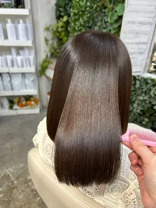 ミディアム CELCES AYAKAのヘアスタイル