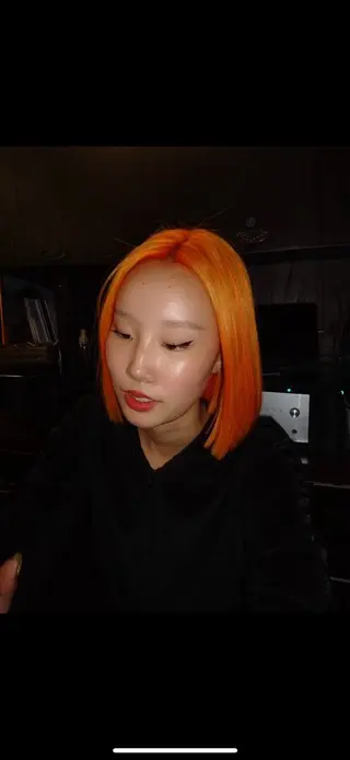 カラー 菊地 このはのヘアスタイル