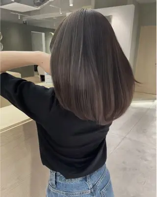 カラー 川口 琴音のヘアスタイル