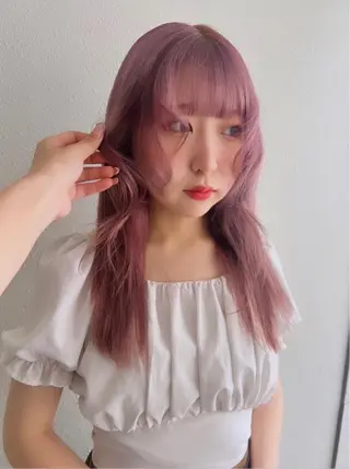 ロング カラー パーマ ヘアアレンジ ツガミ リナのヘアスタイル