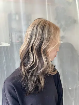 ロング カラー GaKu/ハイトーン /ブリーチ/レイヤーのヘアスタイル
