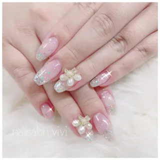 ネイル ＶＩＶＩ nailsalonのネイルデザイン
