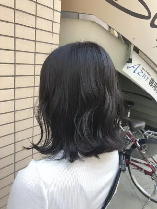 ミディアム 阿部 美咲のヘアスタイル