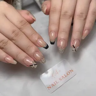 ネイル 💕鈴木ユリ パラジェル/オフ無料のネイルデザイン